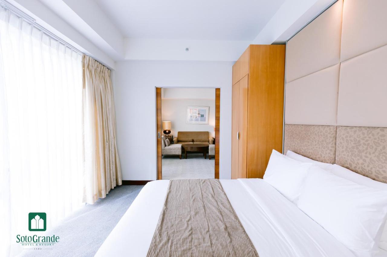 Sotogrande Hotel And Resort Lapu-Lapu City Exterior photo
