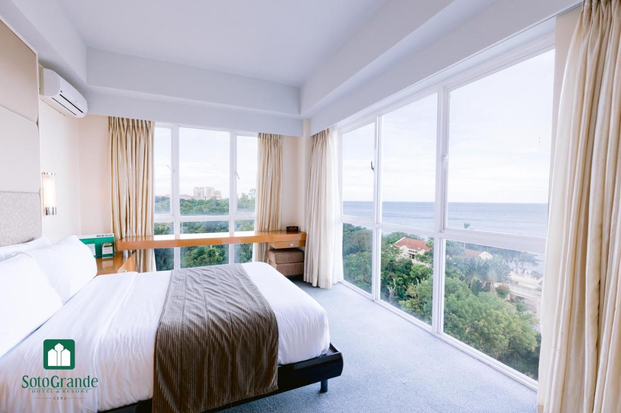 Sotogrande Hotel And Resort Lapu-Lapu City Exterior photo