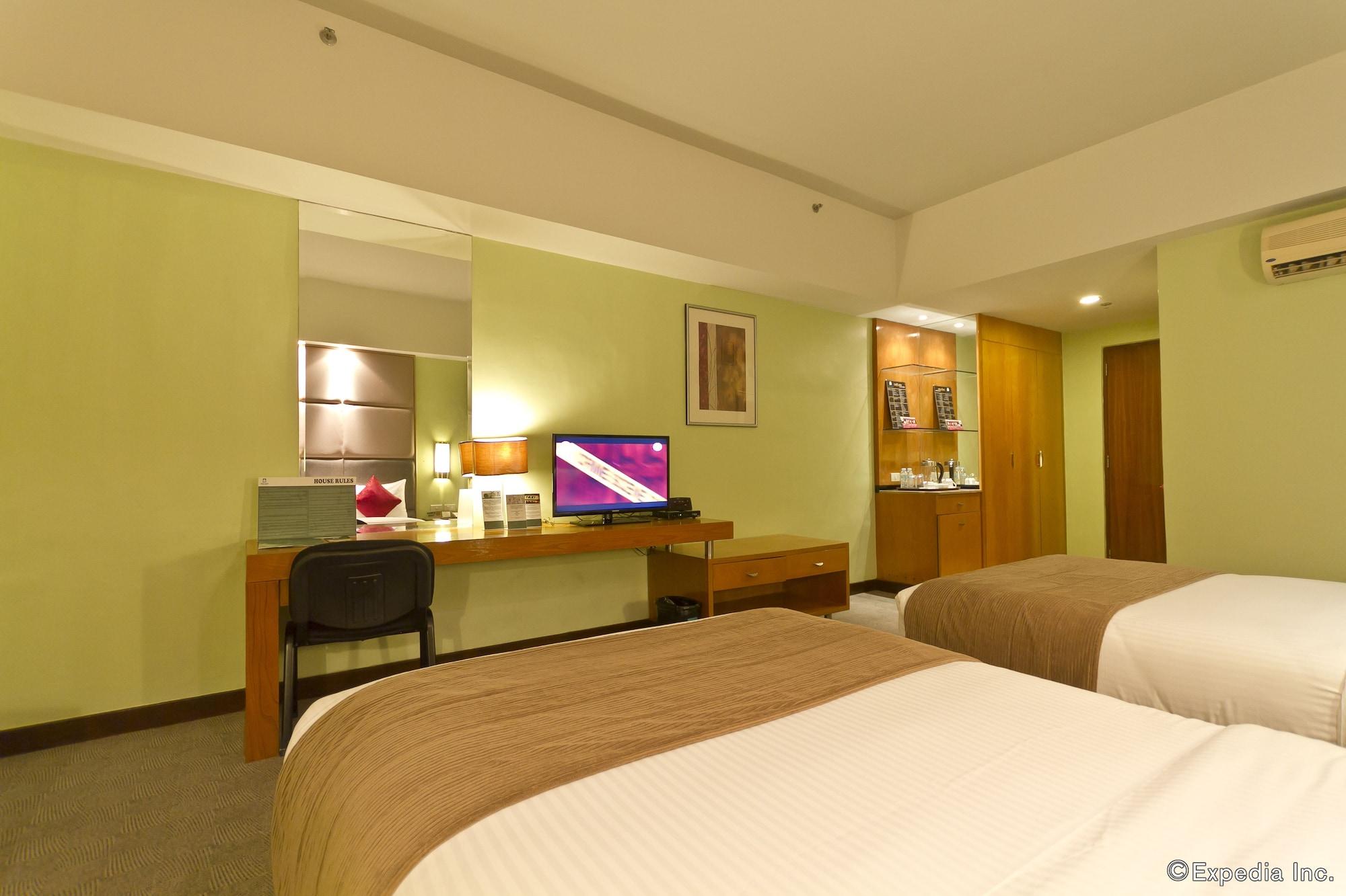 Sotogrande Hotel And Resort Lapu-Lapu City Exterior photo