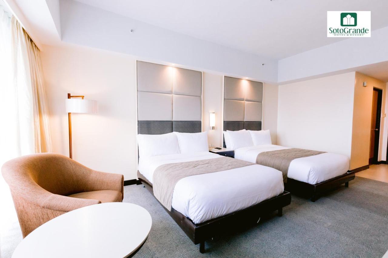 Sotogrande Hotel And Resort Lapu-Lapu City Exterior photo